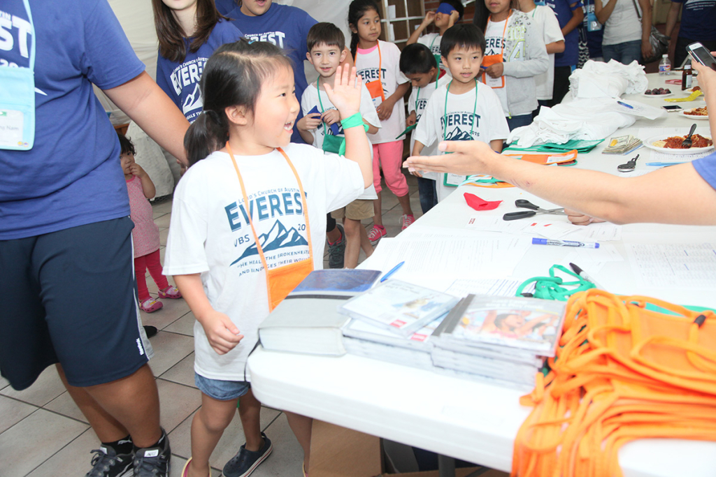 2015 VBS photo 29