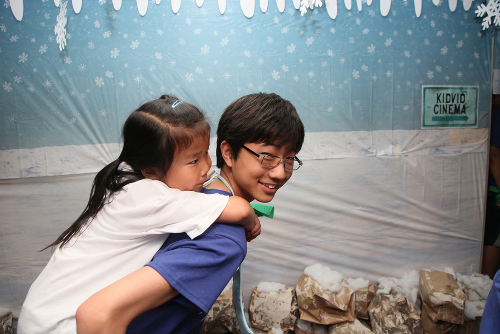 2015 VBS photo 32