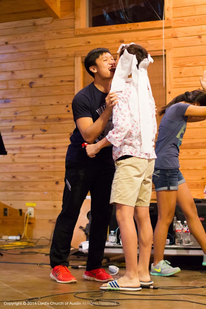 2014 Youth Retreat photo 12
