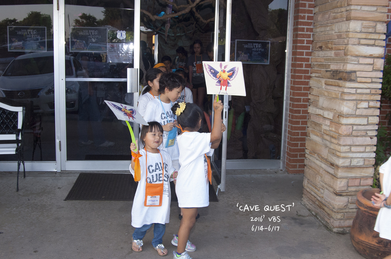 2016 VBS photo 80
