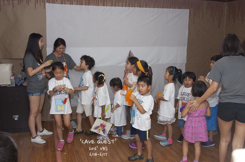 2016 VBS photo 82